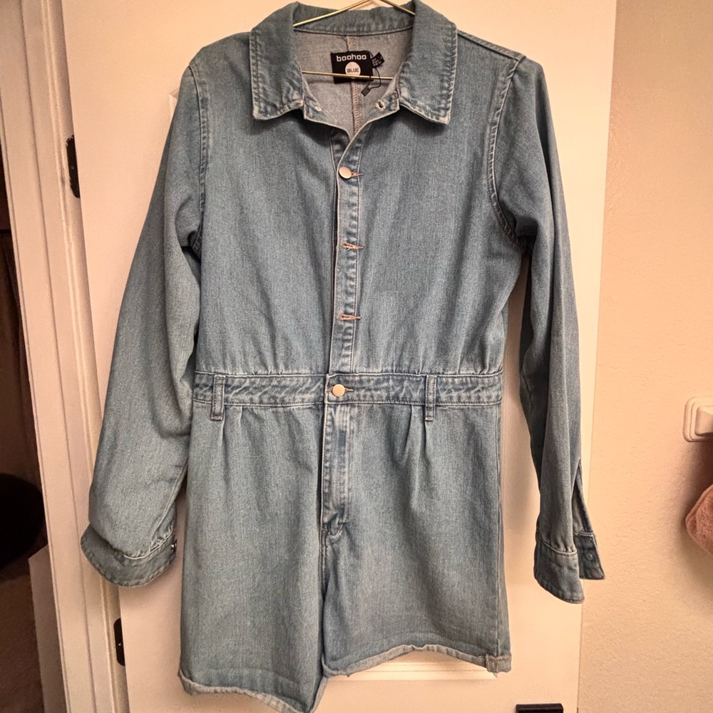 Boohoo Women's Light Blue Denim Jacket